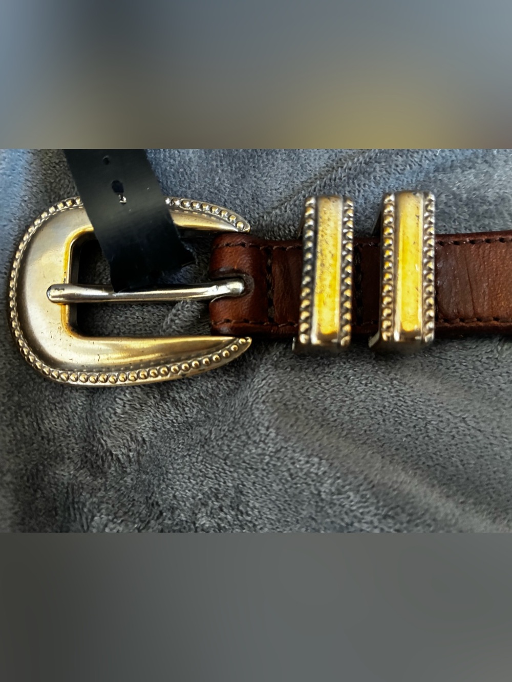 Women’s Fossil Brown Leather Belt with Antique Brass Buckle - Picture 2 of 14